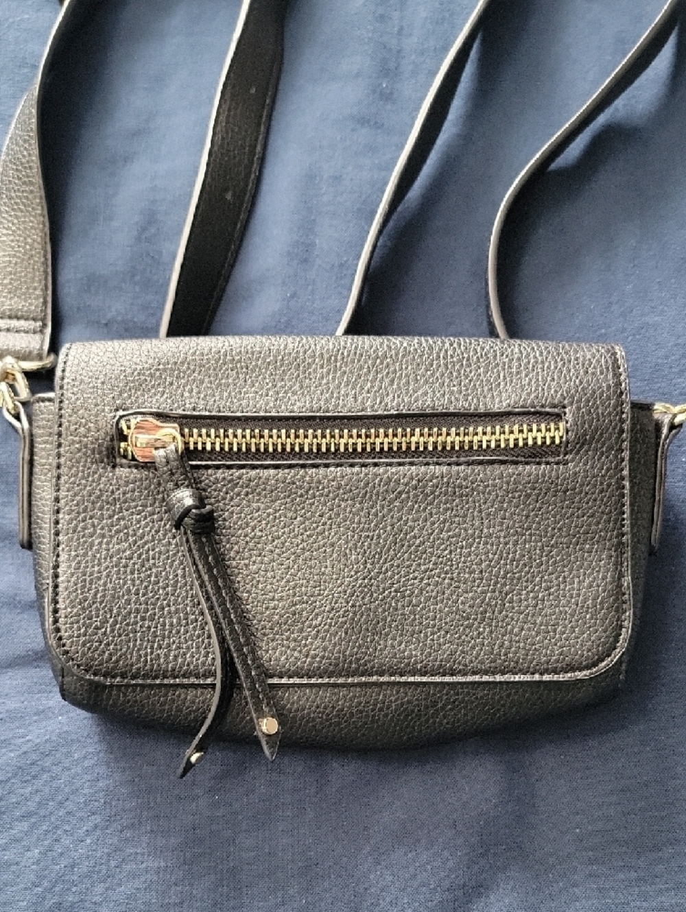 Classic Black Crossbody Bag - Everyday Shoulder Purse